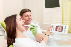 Intraorale-Kamera-mit-dentaleyepad-L1-2