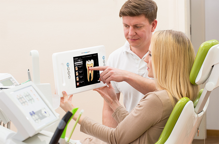 erklaerung_patientin_dentaleyepad